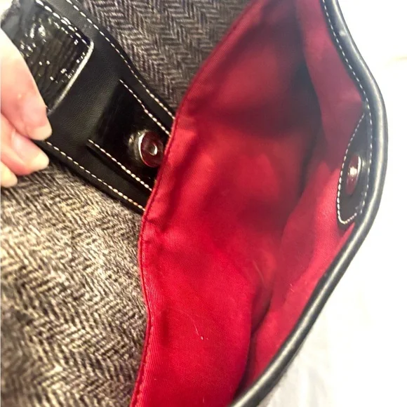 🔥 Vintage COACH Herringbone Wool Hamptons Hobo Bag – Style 1407 – EUC - Picture 7 of 9